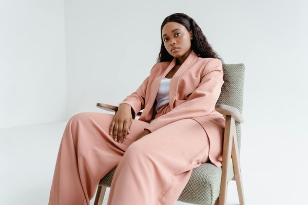 Revela el secreto de un exquisito pastel de limón con relleno ácido y un merengue suave y esponjoso