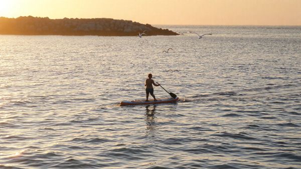 Guía definitiva para mejorar tu paddlesurf con tabla inflable